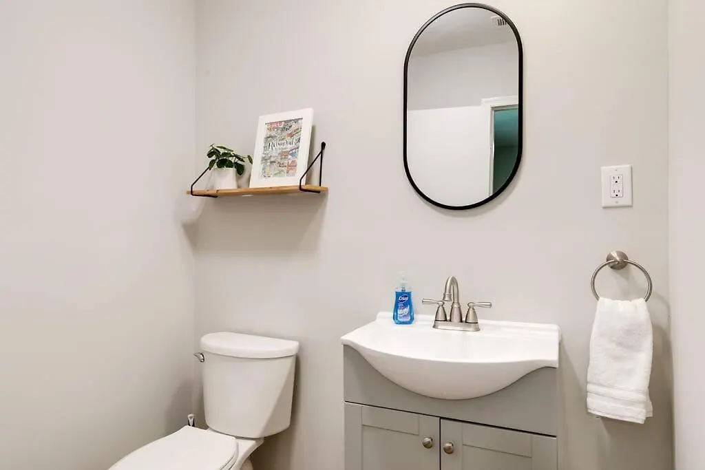 Holiday home Charming, Cheerful 3 Bedroom Home In Richmond, Va!